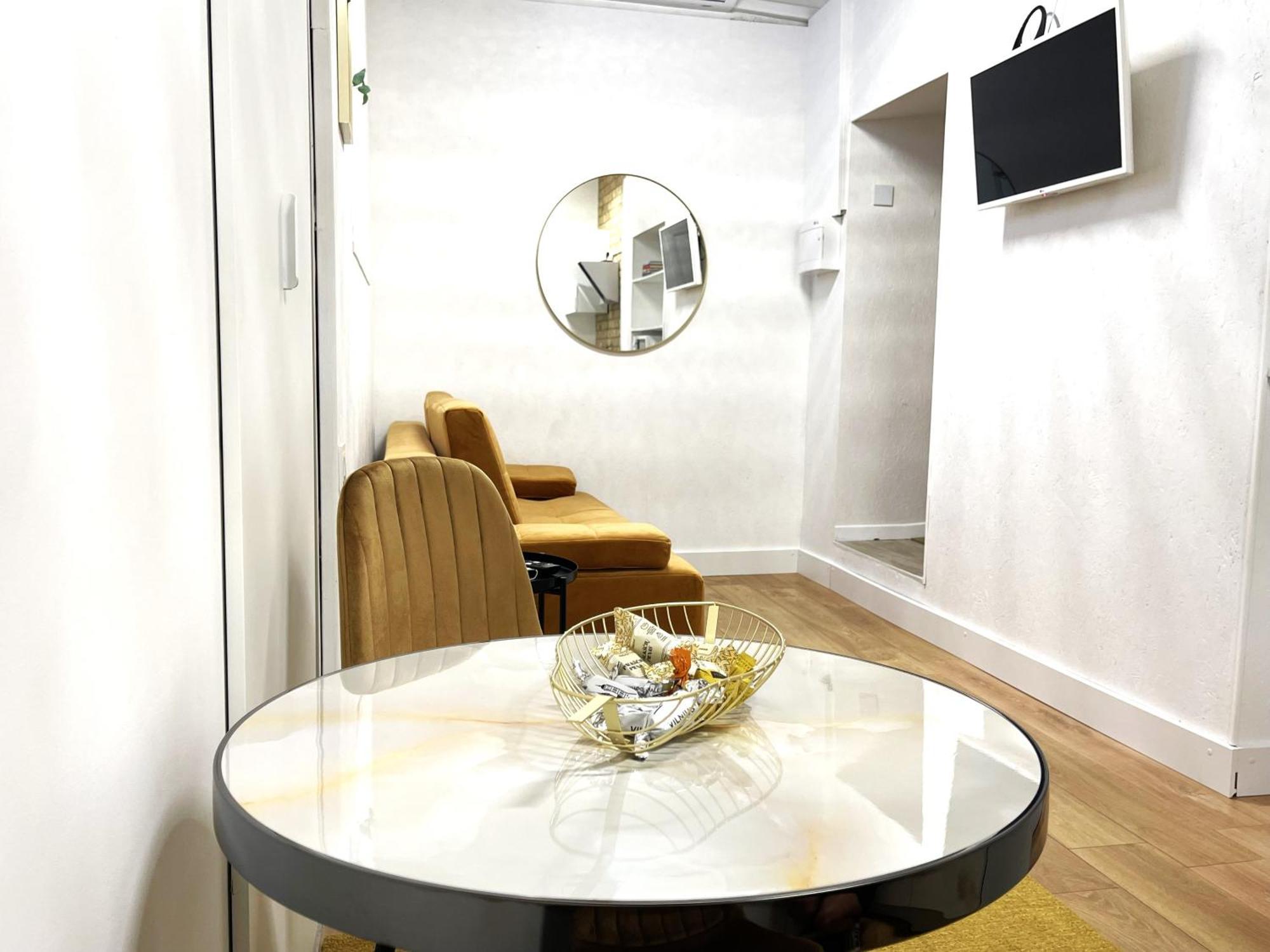 Green Bridge Studio VNO Room photo